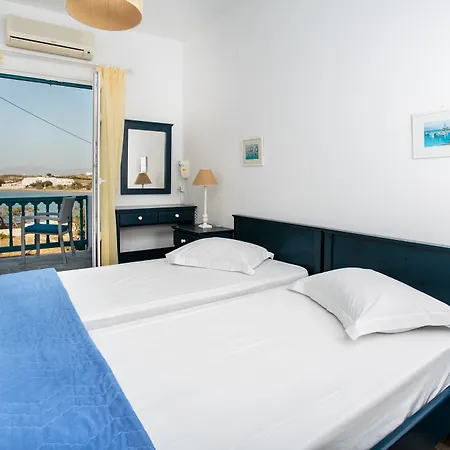 Kandiani Bleu Ciel 4* נאוסה