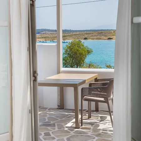 アパートホテル Kandiani Bleu Ciel 4*