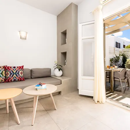 Apartmanhotel Kandiani Bleu Ciel 4*