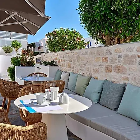 Hotel apartamentowy Kandiani Bleu Ciel Nausa